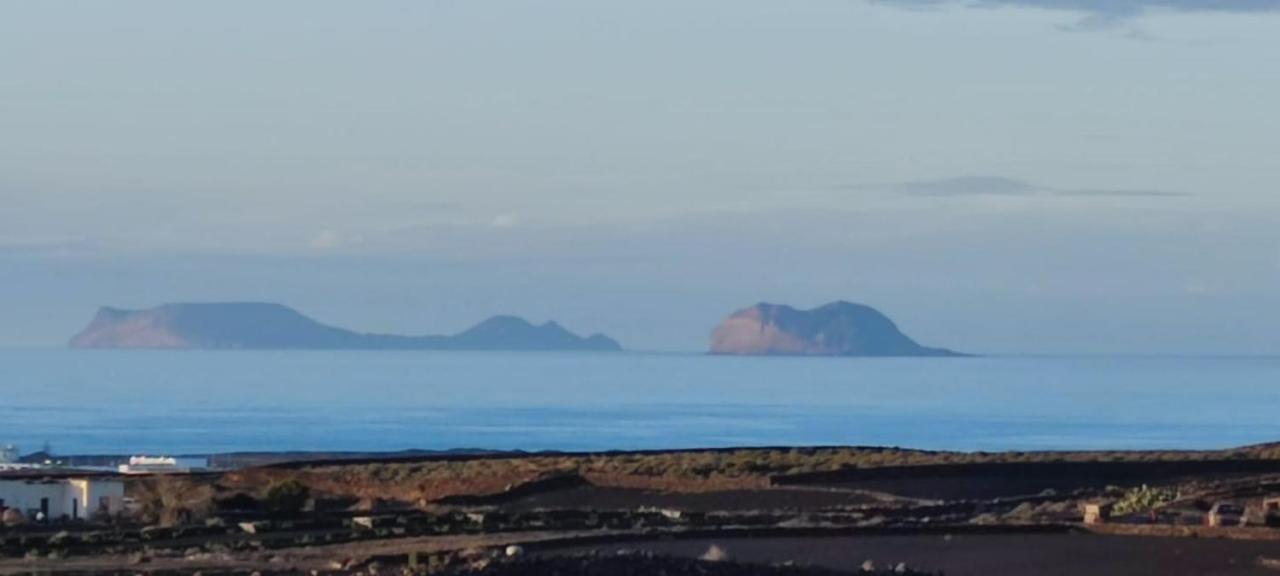 Paisaje Lunar Tinajo Dış mekan fotoğraf