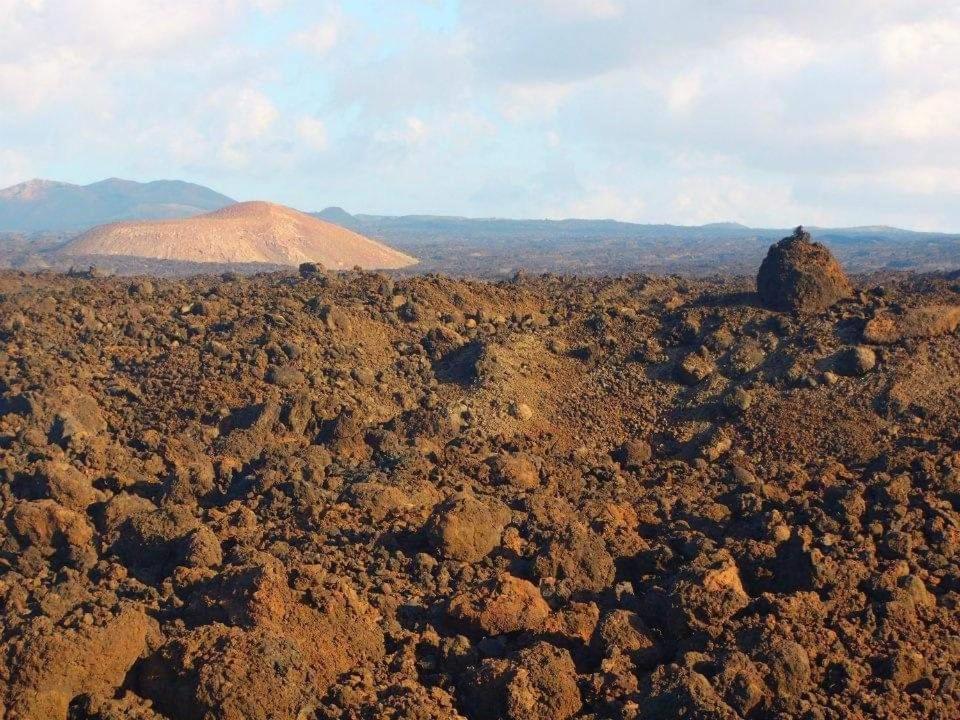 Paisaje Lunar Tinajo Dış mekan fotoğraf