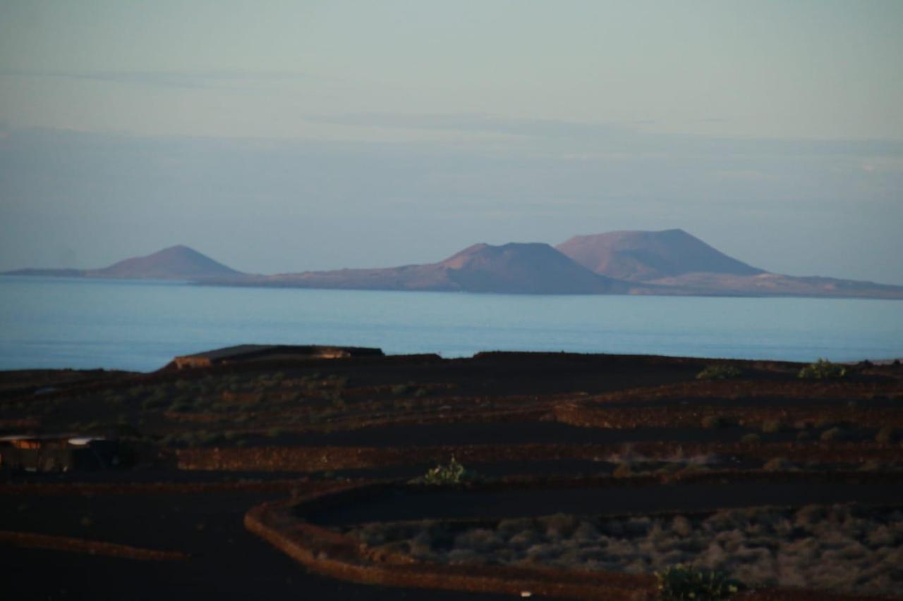 Paisaje Lunar Tinajo Dış mekan fotoğraf
