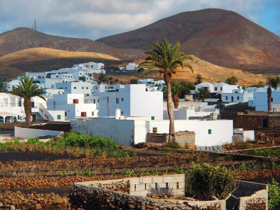 Paisaje Lunar Tinajo Dış mekan fotoğraf